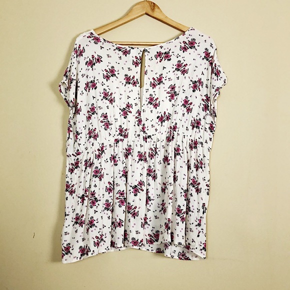 Torrid Floral Babydoll Blouse Sz 2X - Picture 2 of 7